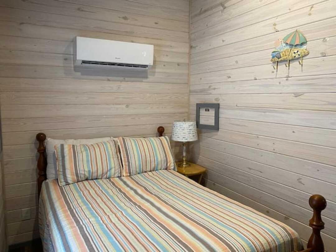 Surf City 2Br Park Home With Waterfront View And Parking Экстерьер фото
